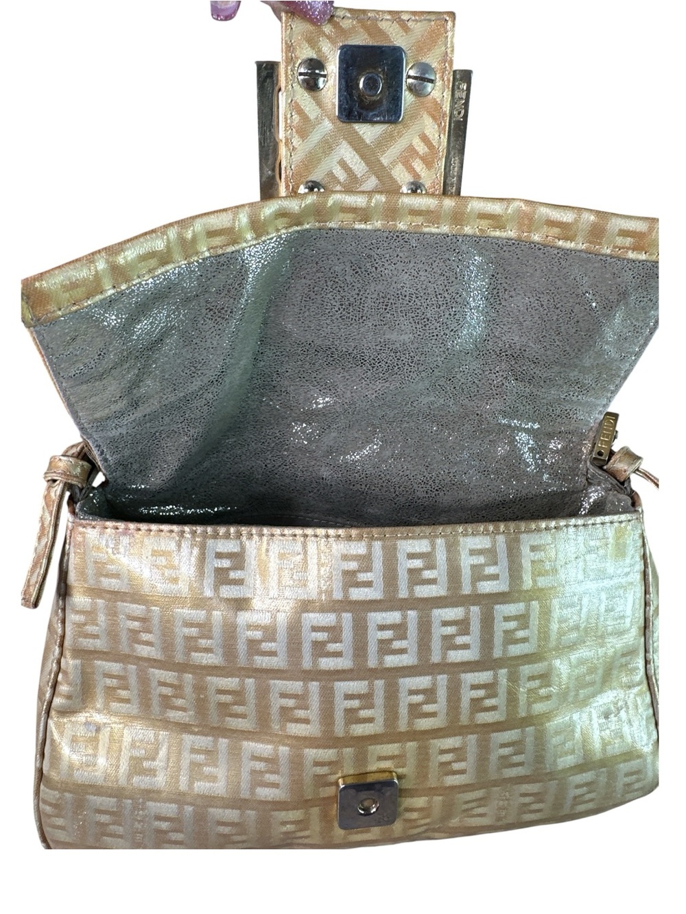 Fendi Metallic Gold Zucca Baguette Shoulder Bag with Chain Strap - Picture 9 of 12